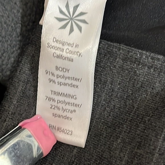 Athleta powerlift warm training leggings. Reflective. Shaping waist. Size M - Picture 9 of 9